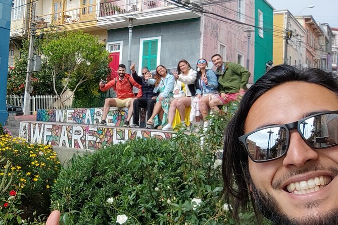 2 Hour Walking Tour in Valparaiso - Plaza Aníbal Pinto begins the city story