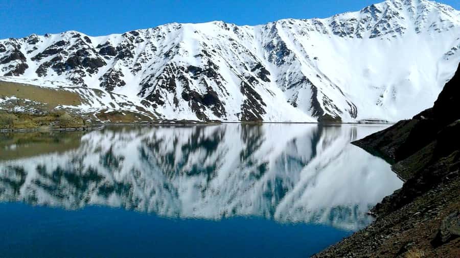 Andes Day Lagoon: Embalse El Yeso Tour from Santiago - The road toward Embalse El Yeso