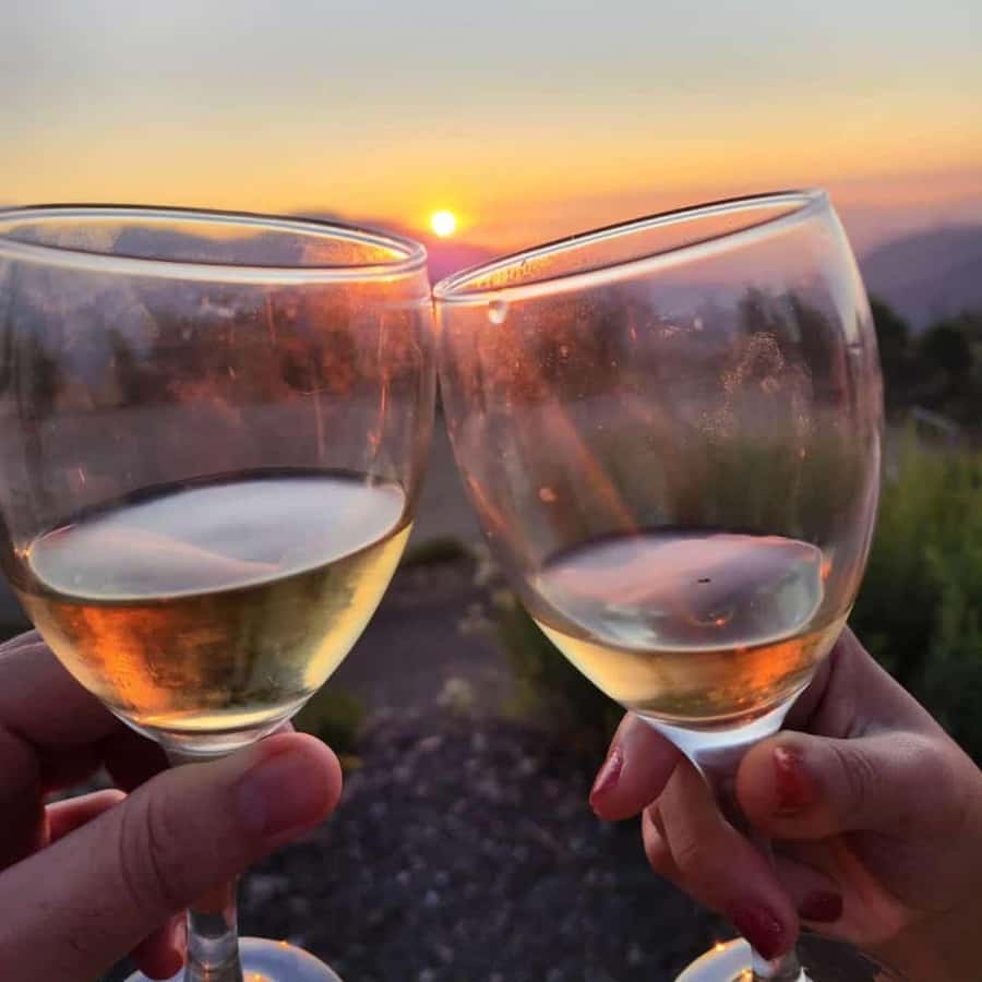 Andes sunset - Cordillera Andes panoramic with picnic - Valle Nevado for an hour of mountain scenery