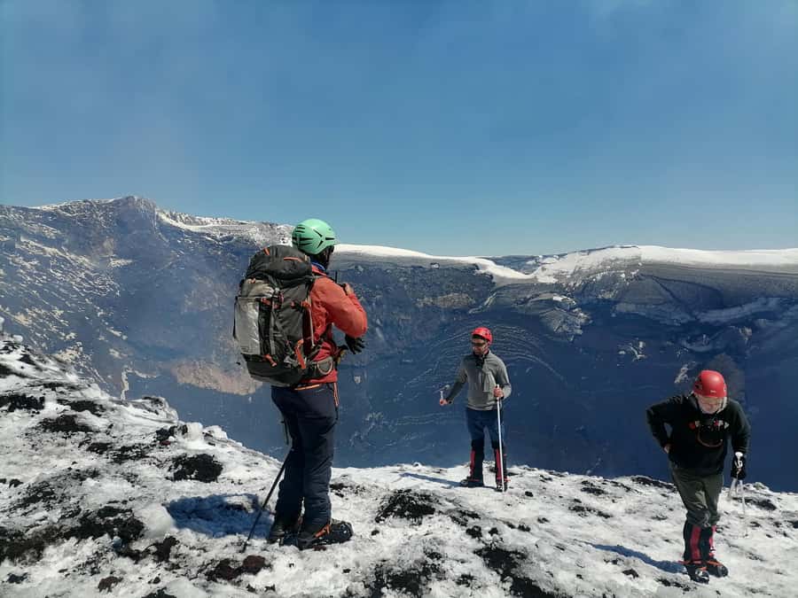 Ascent to Villarrica volcano 2,847masl, from Pucón - Booking Advice for a Safer, Better Day