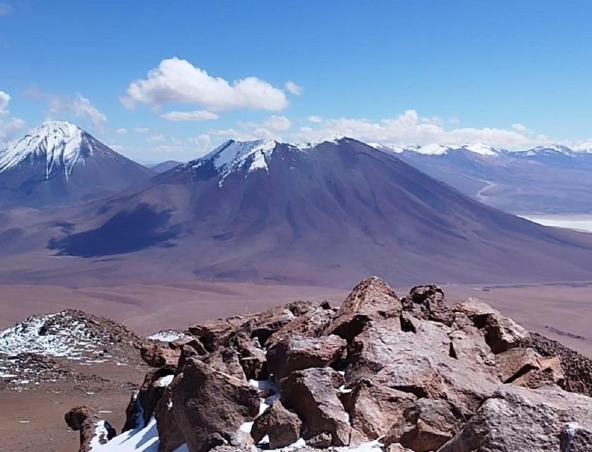 ASCENT TO VOLCANO CERRO TOCO OF 5604masl - Who should book this climb