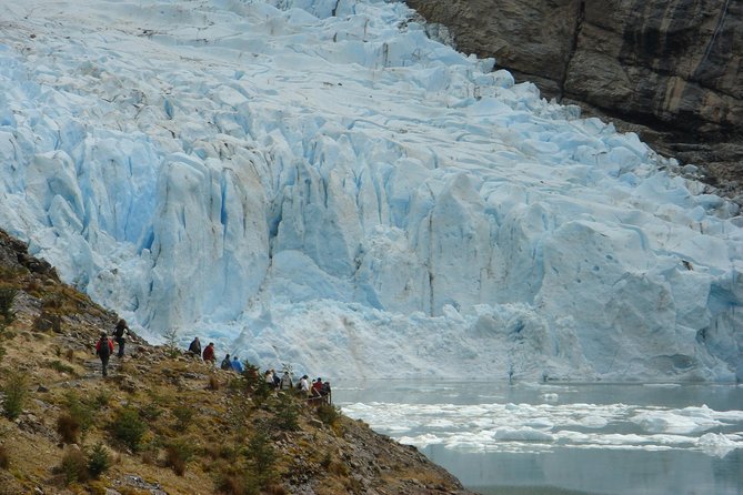 Balmaceda and Serrano Glaciers Sightseeing Cruise from Puerto Natales - Serrano Glacier up close