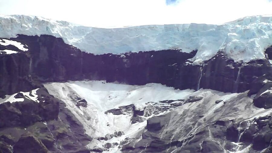 Bariloche: Cerro Tronador Tour - The approach to Cerro Tronador and the Negro Glacier