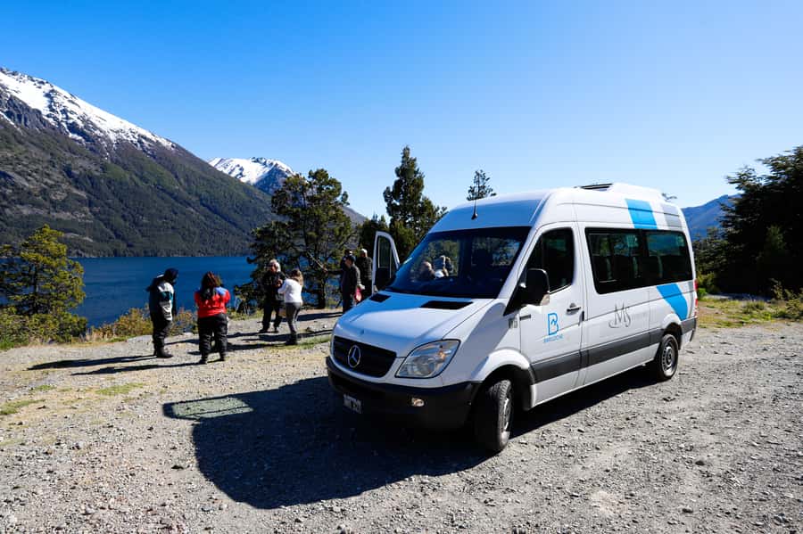 Bariloche: Cerro Tronador Tour - Guide quality and language support