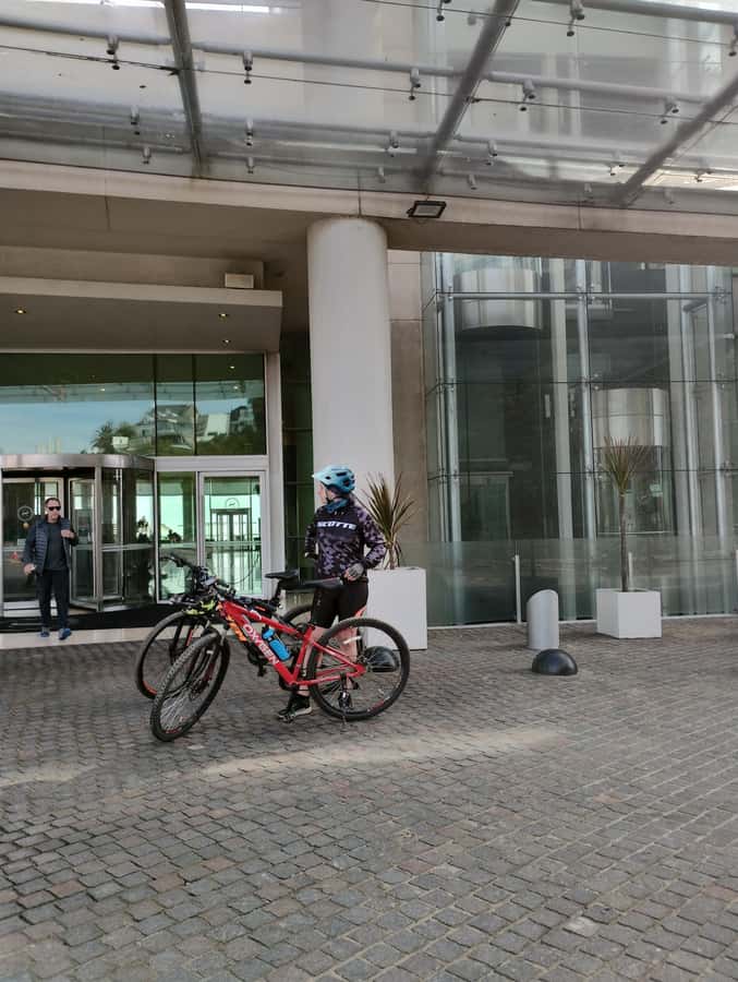 Bike ride along the coast of Viña del Mar or Valparaíso, you choose! - Safety, comfort, and the practical details