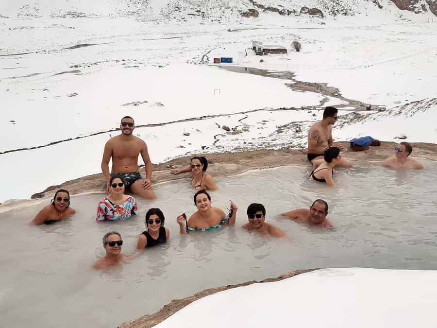 CAJON DEL MAIPO TOUR + TERMAS COLINA + EMBALSE EL YESO AND PICNIC - Colina’s nine pools, from mild to very hot