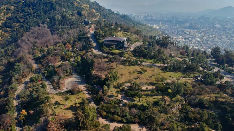 Dia Completo en Santiago: Museo+San Cristobal+City Tour - San Cristóbal Hill delivers the big view