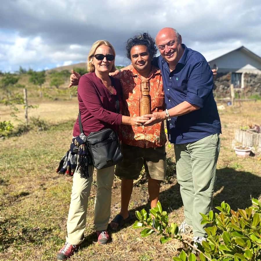 Easter Island: Demo of How to Carve a Moai statue - Meeting Joaquin at his Rapa Nui home
