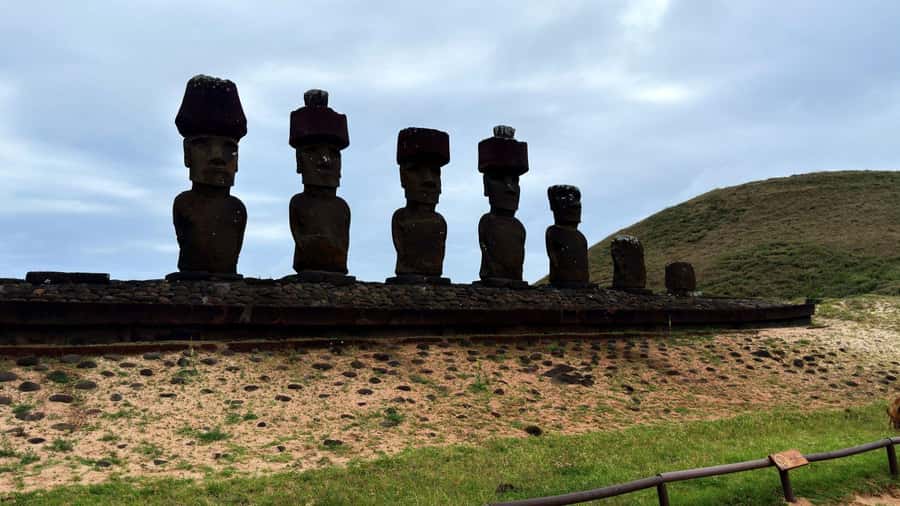 Easter Island: Full-Day Tour to Anakena - Rano Raraku, the Quarry of the Moai