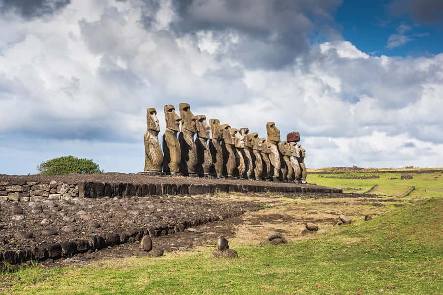 Easter Island: The Moai Trail Private Archeological Tour - Ahu Akahanga and the remains of an old ceremonial center