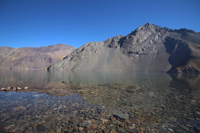 Embalse el Yeso and Termas del Plomo in semi-private 4x4 - An Andean lunch prepared on the day