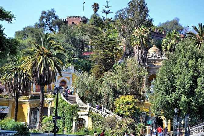 Essence of Santiago : History, Flavors and Panoramic Views - A fast way to understand Santiago