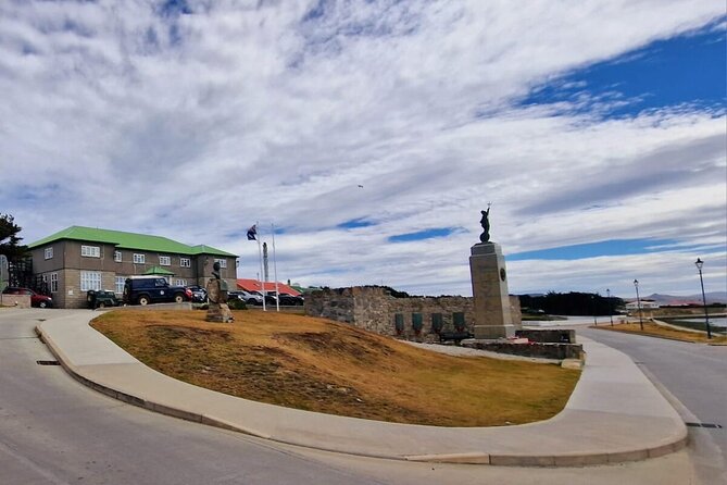 Falkland Islands Shared Tour Sightseeing with Penguins - The Lady Elizabeth shipwreck and Stanley’s harbor