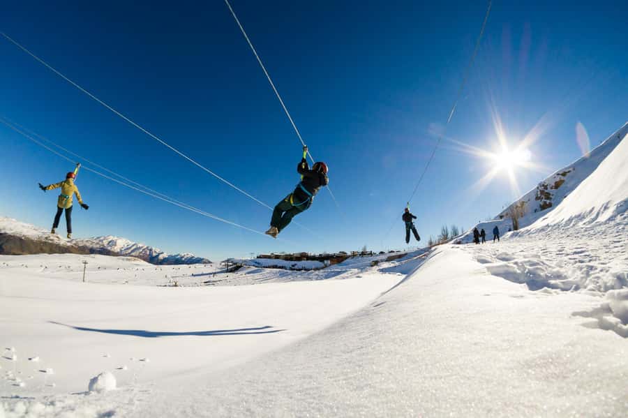 Farellones Park Tour: Snow Adventures - Renting winter gear before the slopes