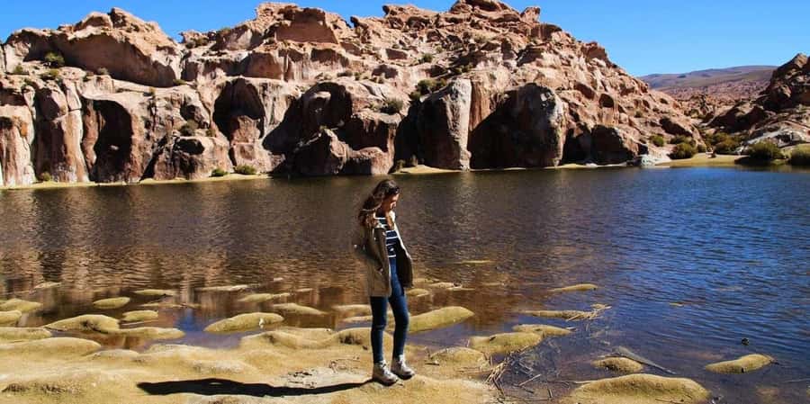 From San Pedro de Atacama: 3 days to Uyuni Salt Flat - What the vehicle, group, and guide mean in practice