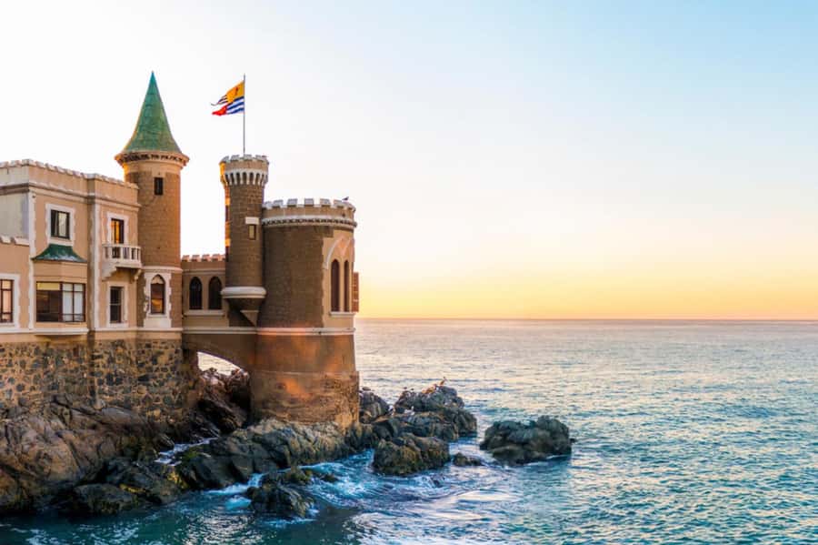 From Santiago: Vineyard, Valparaíso, and Viña del Mar Tour - Lunch is a practical weak spot