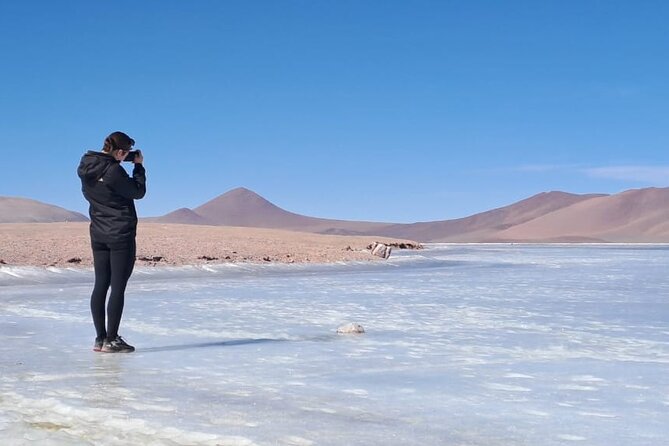 Full Day Tour to Ruta de los Salares - Monjes de La Pacana and the geology of the Atacama