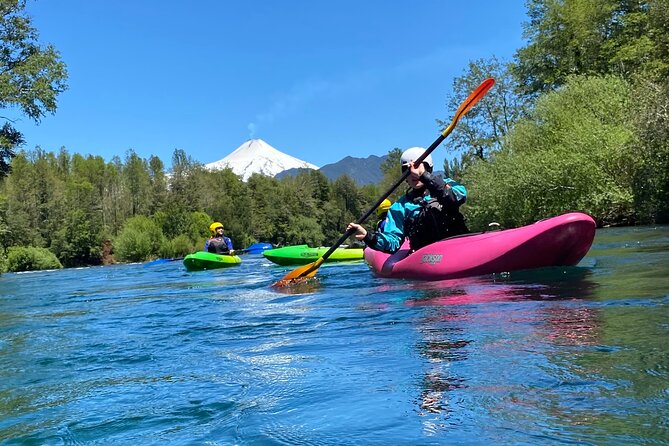Guided Kayak Trip on Liucura River - Getting ready with KayakinChile