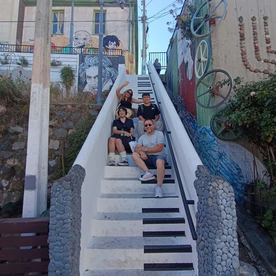 Historic Valparaíso: Private tour by vehicle - Visiting the former prison at Cultural Park