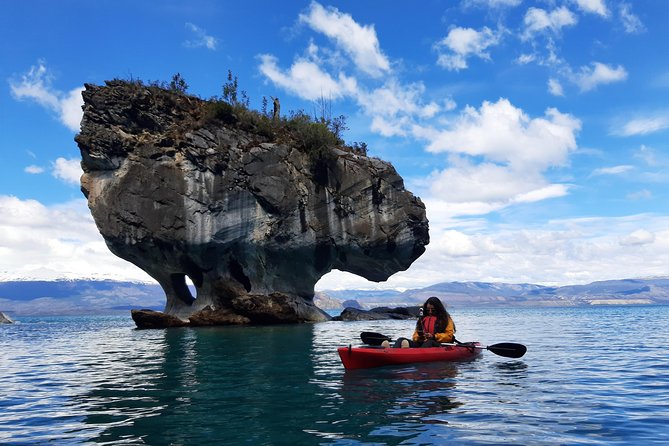 Marble Chapels Kayak Tour - Why kayaking gives you the best look at the marble