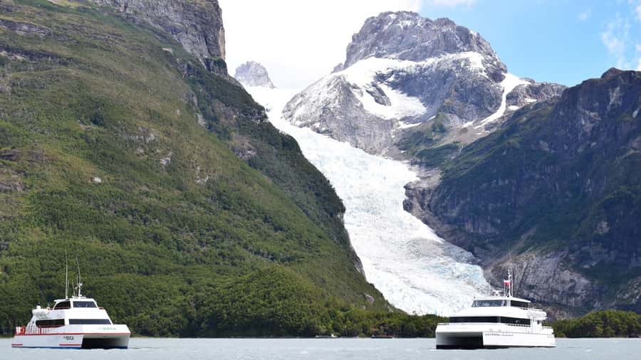 P. Natales: Balmaceda & Serrano Glaciers with Lunch & Whisky - Whisky chilled with ancient ice