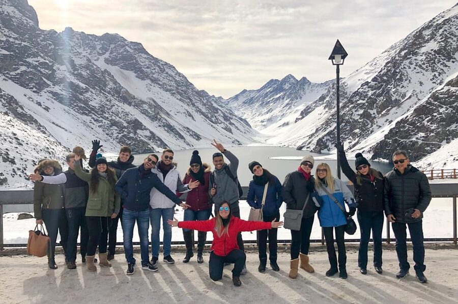 Portillo & Laguna del Inca with Lunch at the Hotel Portillo - Who will enjoy this day most?