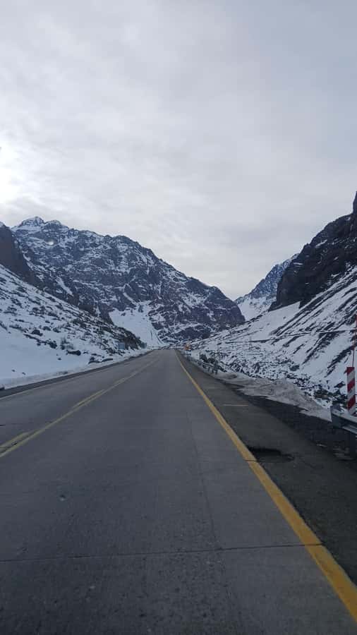Portillo + Laguna del Inca with picnic - Starting in Santiago and climbing toward the mountains