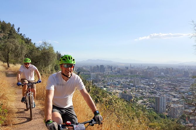 Private San Cristobal Hill Mountain Bike Tour - Finishing through Vitacura and Bicentennial Park