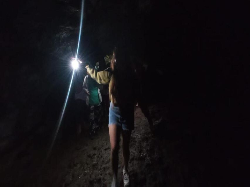 Private Tour: The Underground World of Rapa Nui Caves - Ana Te Pahu, the longest-feeling adventure