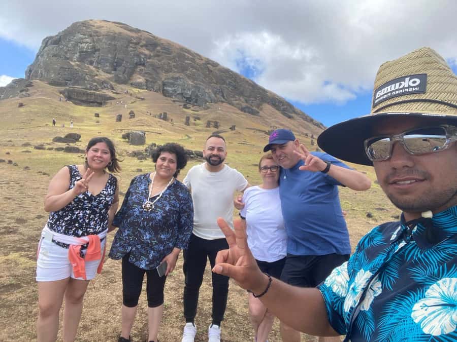 Private tour: where the history of the Moai was born - Rano Raraku is the essential stop