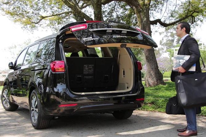Private Transfer from Santiago Hotel to SCL Airport - What happens during the 30-minute drive