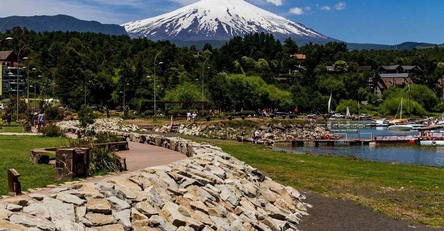 Pucón and Villarrica: Guided Tour with Hotel Pickup - Canela viewpoint and the best photo stop