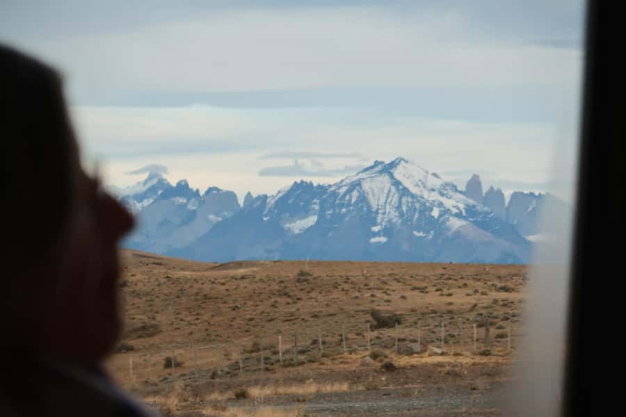 Puerto Natales: Full Day Torres del Paine + Milodon Cave - Salto Grande and the Cuernos viewpoint