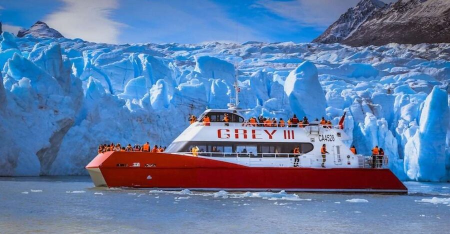Puerto Natales: Grey Glacier Navigation w/ Transport - Walking Lake Grey’s shore to the catamaran