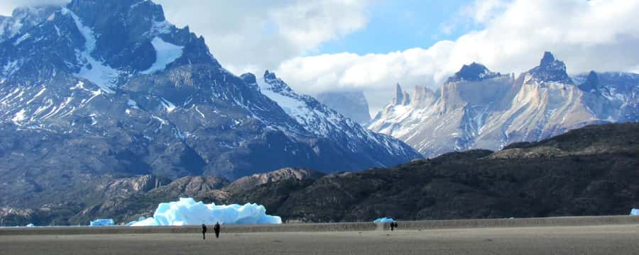 Puerto Natales: Private Full Day Torres + Milodon Cave - Grey Lake and the short walk toward the glacier