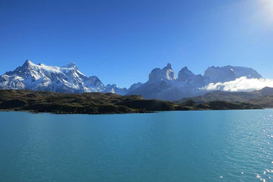 Puerto Natales: Torres del Paine Full Day Tour - Nordenskjöld Lake and the classic mountain views