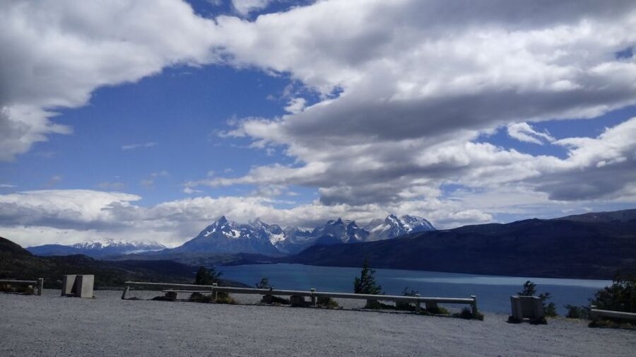 Puerto Natales: Torres del Paine Full Day Tour - Transport, group size, and comfort