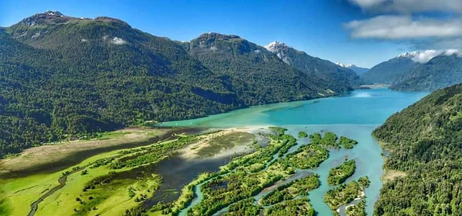 Puerto Varas: Peulla Day Trip - Petrohué Falls and the turquoise river