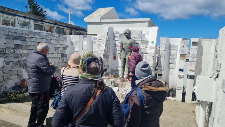 Punta Arenas: City Tour - Starting in Punta Arenas’ historic center