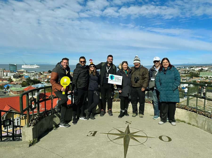 Punta Arenas: Fuerte Bulnes Shore Tour for Cruisers - Taking in the Strait of Magellan viewpoint