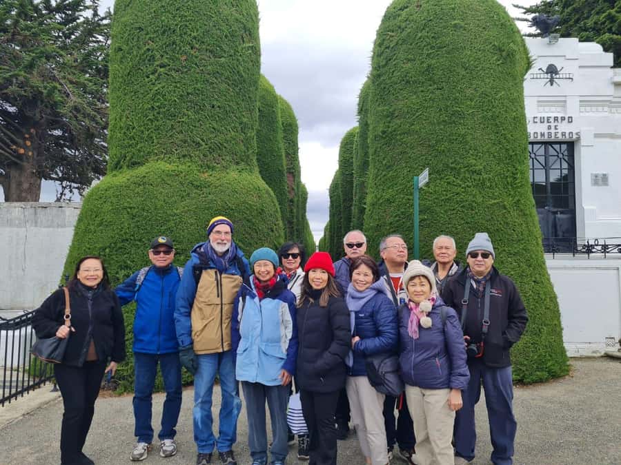 Punta Arenas: Magallanes National Reserve and City Tour - Who should book this outing