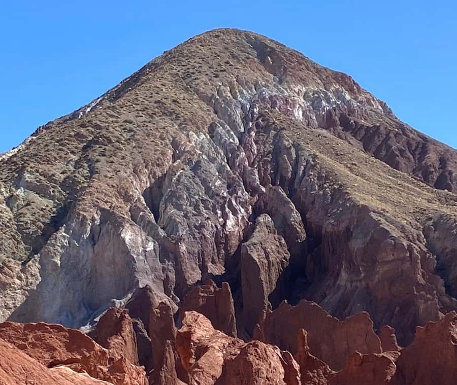 Rainbow Valley Tour: Mesmerizing Colors and Flavors - Petroglyphs and the older human story