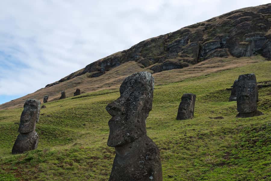 Rapa Nui Highlights Program: 3 incredible tours to discover! - Fifteen moai at Ahu Tongariki