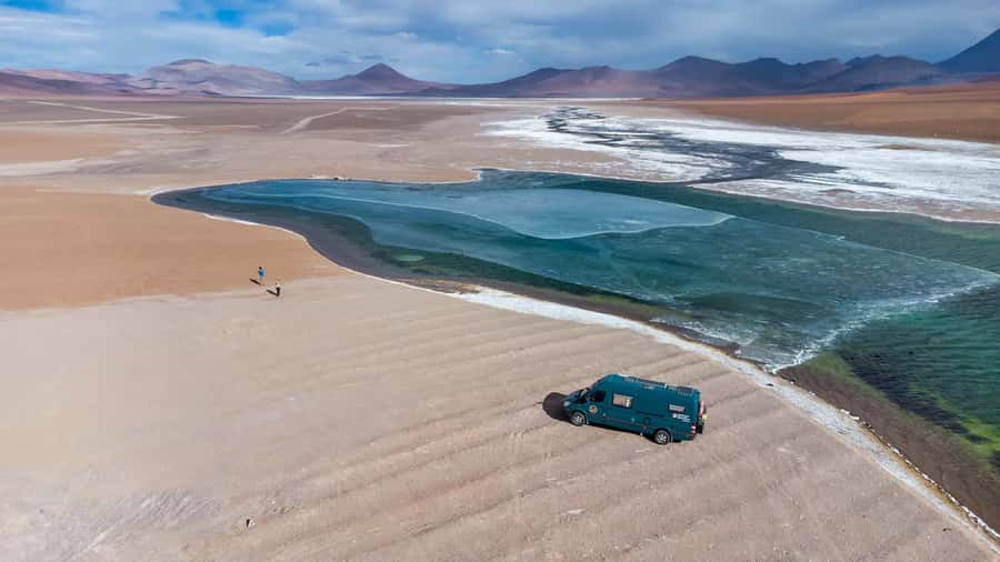 San Pedro de Atacama Day Trip: Atacama Desert and Salt Flats - Starting with Lickancabur and breakfast outdoors