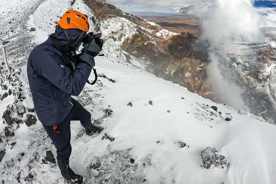 San Pedro de Atacama: Láscar Volcano Summit Hiking Day Trip - Why Láscar feels different from an ordinary mountain hike