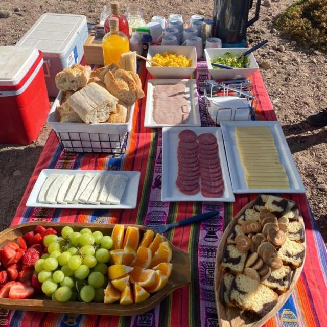 San Pedro de Atacama: Rainbow Valley & Hierbas Buenas Tour - Breakfast with the valley as your dining room