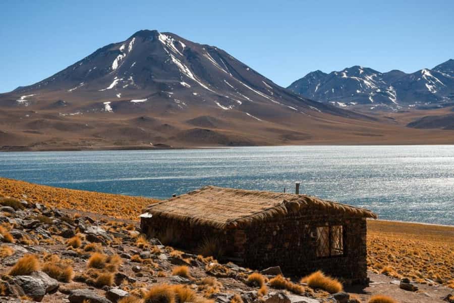 San Pedro de Atacama: Red Rocks and Aliplanic Lagoons - The red stones of Salar de Talar