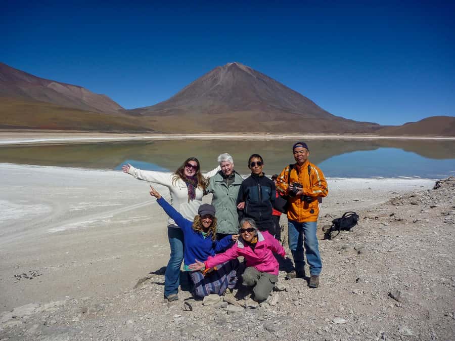San Pedro de Atacama: Saver Pack Tatio Geysers + Moon Valley - Breakfast beside the steaming vents