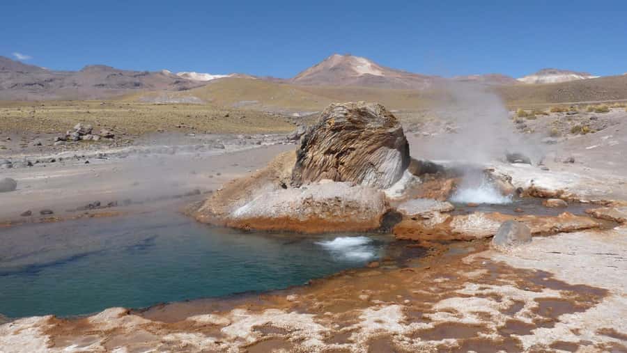 San Pedro de Atacama: Tatio Geysers and Machuca Tour - The thermal pool: a pleasant extra, not a guarantee