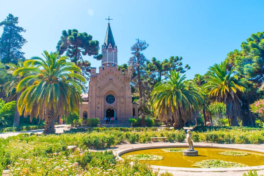 Santa Rita: Tour + Premium Wine Tasting + Private Transport - Who Should Choose This Santa Rita Experience?